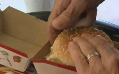 Cum arata barbatul care a mancat timp de 30 de ani, in fiecare zi, la McDonald"™s. FOTO Cum arata barbatul care a mancat timp de 30 de ani, in fiecare zi, la McDonald"™s. FOTO