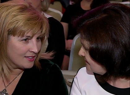 Fall Fashion Walk 2013: Cum s-au afisat Margareta Timofti si Liliana Palihovici la evenimentul dinInima - VIDEO
Fall Fashion Walk 2013: Cum s-au afisat Margareta Timofti si Liliana Palihovici la evenimentul dinInima - VIDEO