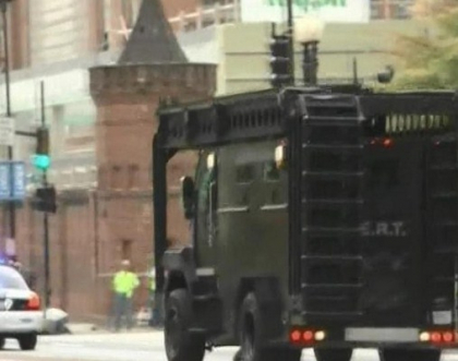 Cel putin 4 morti si zece raniti intr-un atat armat la o baza navala din Washington Cel putin 4 morti si zece raniti intr-un atat armat la o baza navala din Washington
