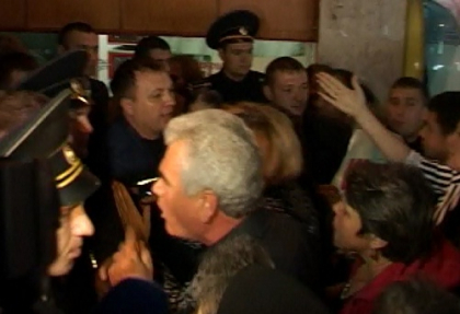 Protest la spitalul din Balti. Un doctor este acuzat ca ar fi vinovat de moartea a trei persoane