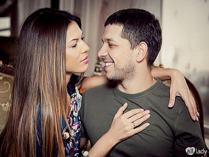 IN PREMIERA! Boris Covali, romantic incurabil! Cum a reactionat iubita sa la cererea in casatorie - VIDEO
