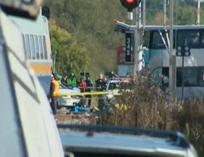 Accident infiorator in Canada. Un tren a lovit un autocar cu pasageri. Cel putin 5 oameni au murit Accident infiorator in Canada. Un tren a lovit un autocar cu pasageri. Cel putin 5 oameni au murit