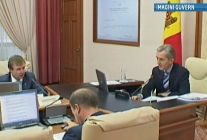 Guvernul a DECIS: Moldovenii vor putea importa in continuare masini mai vechi de 10 ani