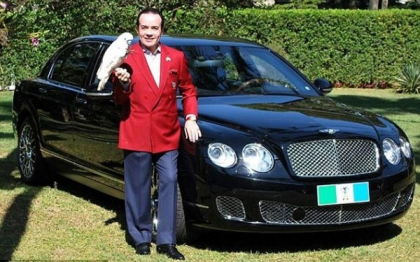 Un miliardar brazilian a bulversat tot Facebook-ul. Isi "inmormanteaza" Bentley-ul Un miliardar brazilian a bulversat tot Facebook-ul. Isi "inmormanteaza" Bentley-ul