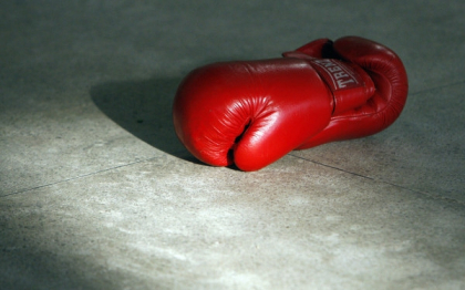 A murit in picioare, dintr-un pumn. Incidentul in care a fost implicat un fost campion de box A murit in picioare, dintr-un pumn. Incidentul in care a fost implicat un fost campion de box