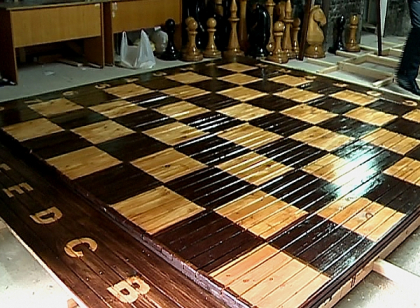 Furturile nu-i mai sperie. Autoritatile vor sa mai instaleze inca 5 table de sah: "Nu vor mai disparea"