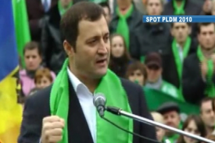 MOLDOVA FARA OAMENI. Vorbe frumoase ce au mintit alegatorii: Ce au promis si ce au facut politicenii