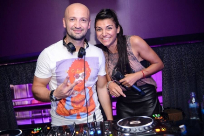 Sasha Lopez, nas de cununie! Tinutele neordinare alese de moldovean si sotia sa la nunta - FOTO
