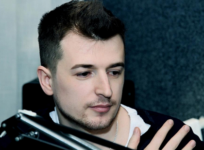 Si ce daca-i casatorit?! Radu de la O-zone sta cu ochii pe femeile frumoase - FOTO
