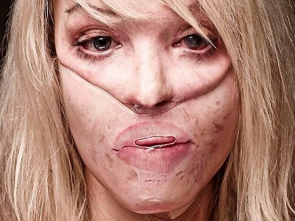 Dupa 5 ani e din nou fericita! Cum arata acum prezentatoarea mutilata de fostul sot - FOTO Dupa 5 ani e din nou fericita! Cum arata acum prezentatoarea mutilata de fostul sot - FOTO