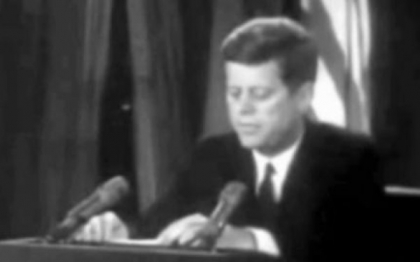 Ultimele ore din viata lui Kennedy. Ce au dezvaluit cei care l-au vazut inainte sa fie asasinat Ultimele ore din viata lui Kennedy. Ce au dezvaluit cei care l-au vazut inainte sa fie asasinat