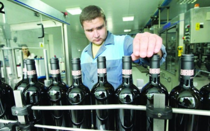 Oniscenko: Moldova ar putea relua in curand livrarile de bauturi alcoolice pe piata rusa Oniscenko: Moldova ar putea relua in curand livrarile de bauturi alcoolice pe piata rusa