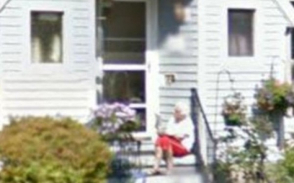 S-a uitat pe Google Maps si i-au dat lacrimile. Ce fotografie a gasit acest barbat S-a uitat pe Google Maps si i-au dat lacrimile. Ce fotografie a gasit acest barbat
