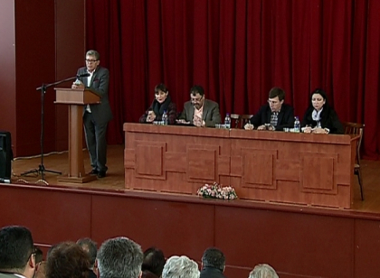 Liberalii isi schimba imnul si incep sa se pregateasca de alegeri. De ce au renuntat la cel vechi Liberalii isi schimba imnul si incep sa se pregateasca de alegeri. De ce au renuntat la cel vechi