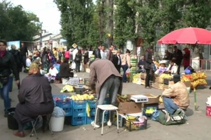 A nascut in plina strada in vazul tuturor. S-a intamplat la Piata Centrala din capitala A nascut in plina strada in vazul tuturor. S-a intamplat la Piata Centrala din capitala