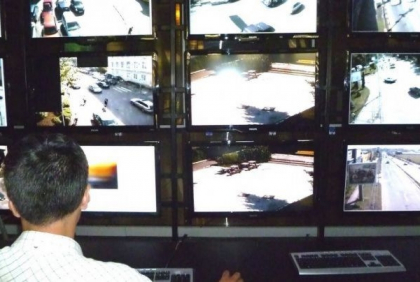 Doua intersectii din capitala, dotate deja cu camere video! Recean: Amendarea se va face prin posta Doua intersectii din capitala, dotate deja cu camere video! Recean: Amendarea se va face prin posta