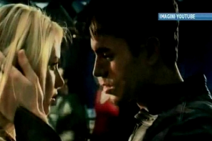 Enrique Iglesias se desparte de Anna Kurnikova, dupa o relatie de 12 ani. Vezi care este motivul Enrique Iglesias se desparte de Anna Kurnikova, dupa o relatie de 12 ani. Vezi care este motivul