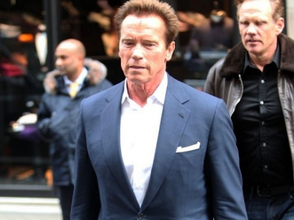 Copilul DIN FLORI al lui Arnold Schwarzenegger este leit tatal sau. Cum arata adolescentul - FOTO Copilul DIN FLORI al lui Arnold Schwarzenegger este leit tatal sau. Cum arata adolescentul - FOTO