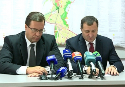 Lupu si Filat, impreuna la semnarea unui acord de creare a unei coalitii. Ce spune opozitia Lupu si Filat, impreuna la semnarea unui acord de creare a unei coalitii. Ce spune opozitia