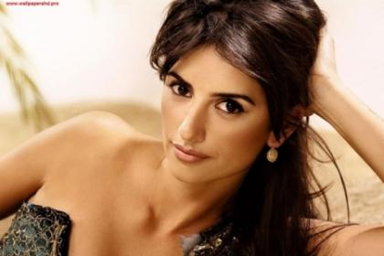 Penelope Cruz, aparitie ravasitoare pe covorul rosu, la doar 3 luni de la nastere. Cum arata - FOTO Penelope Cruz, aparitie ravasitoare pe covorul rosu, la doar 3 luni de la nastere. Cum arata - FOTO