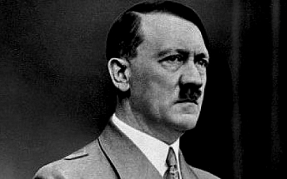 Un elev de 10 ani din Marea Britanie, pedepsit dupa ce a venit la scoala imbracat ca Adolf Hitler Un elev de 10 ani din Marea Britanie, pedepsit dupa ce a venit la scoala imbracat ca Adolf Hitler