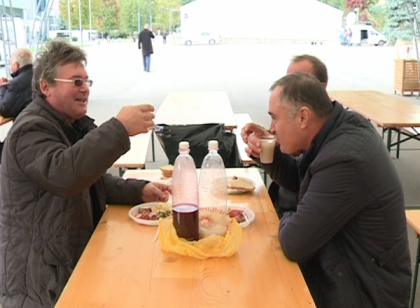 Festivalul Tulburel si-a deschis usile. Vizitatorii, insa, nu s-au prea inghesuit: Cum a fost Festivalul Tulburel si-a deschis usile. Vizitatorii, insa, nu s-au prea inghesuit: Cum a fost