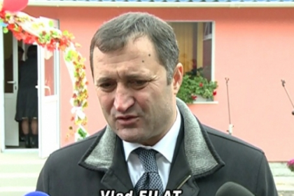 (P) O anexa la gradinita de copii "Florica", inaugurata la Criuleni. Vlad Filat, prezent la eveniment (P) O anexa la gradinita de copii "Florica", inaugurata la Criuleni. Vlad Filat, prezent la eveniment