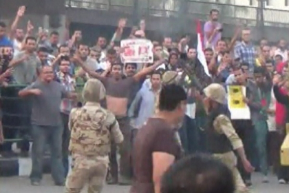 Protest sageros in Egipt. Peste 50 de morti, dupa ciocnirile dintre sustinatorii lui Morsi si politie