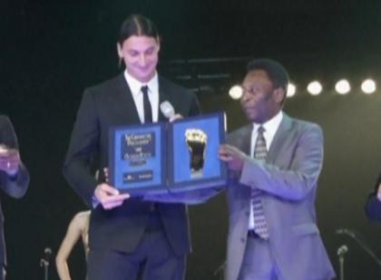 Atacantul Didier Drogba este castigatorul celebrului premiu Golden Foot