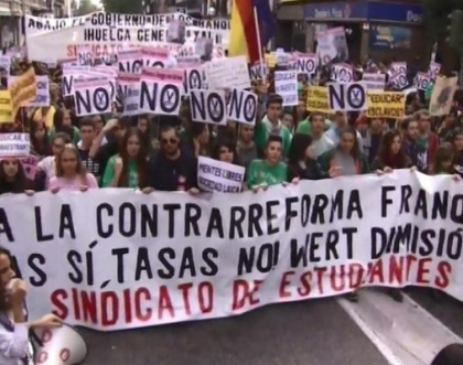 Studentii si profesorii din Spania au intrat in greva nationala: Autoritatile au ripostat violent Studentii si profesorii din Spania au intrat in greva nationala: Autoritatile au ripostat violent