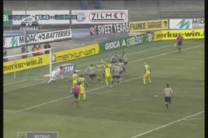 Fabio Quagliarella a reusit o foarfeca superba in partida cu Chievo Verona Fabio Quagliarella a reusit o foarfeca superba in partida cu Chievo Verona