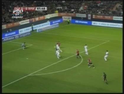 Real Madrid si-a luat adio de la titlu. Galacticii au pierdut in fata formatiei Osasuna Real Madrid si-a luat adio de la titlu. Galacticii au pierdut in fata formatiei Osasuna