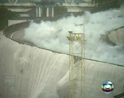 Imagini spectaculoase la Rio de Janeiro. Un tunel de un km se face una cu pamantul in doar 5 secunde Imagini spectaculoase la Rio de Janeiro. Un tunel de un km se face una cu pamantul in doar 5 secunde