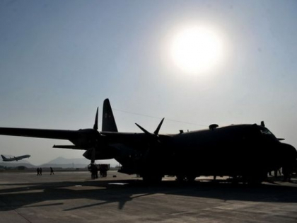 Povestea avioanelor de jumatate de miliard de dolari, uitate intre buruieni pe aeroportul din Kabul Povestea avioanelor de jumatate de miliard de dolari, uitate intre buruieni pe aeroportul din Kabul