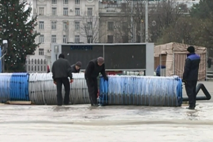 A inceput amenajarea patinoarului din centrul capitalei. Cum va arata si cat va costa distractia pe gheata A inceput amenajarea patinoarului din centrul capitalei. Cum va arata si cat va costa distractia pe gheata