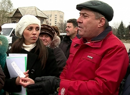 Scandal la Danceni: Zeci de locuitori, nemultumiti de scumpirea biletelor de calatorie