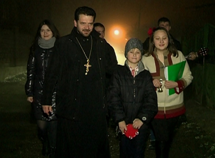 Oraselul Codru, invadat de colindatori. Cum au sarbatorit moldovenii ajunul Craciunului