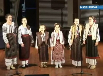Sarbatori in stil moldovenesc: "Traditiile raman traditii". Cum au sarbatorit Craciunul moldovenii din Italia Sarbatori in stil moldovenesc: "Traditiile raman traditii". Cum au sarbatorit Craciunul moldovenii din Italia