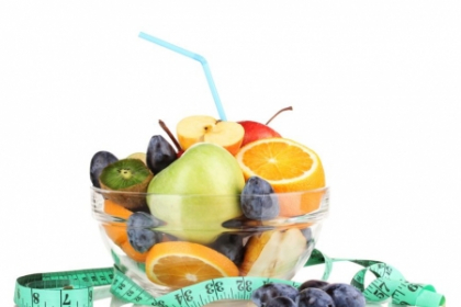 Multe fructe si nimic procesat termic. Dieta 80/10/10 castiga tot mai multi fani, dar te pune in pericol Multe fructe si nimic procesat termic. Dieta 80/10/10 castiga tot mai multi fani, dar te pune in pericol
