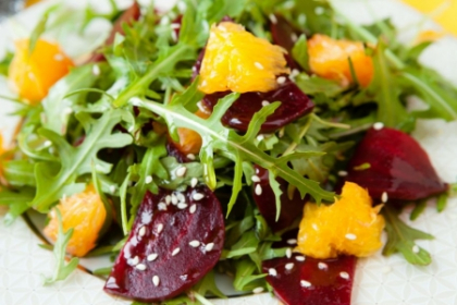 Jamie Oliver iti spune secretele sale pentru o salata delicioasa VIDEO