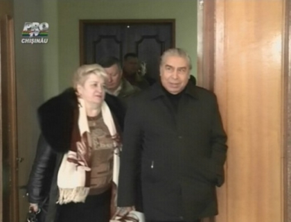 Voronin: Se incearca cumpararea deputatilor comunisti