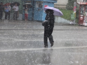Vreme posomorata si rece. Ce temperaturi ne asteapta in urmatoarele zile