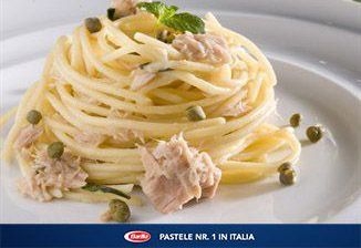 Spaghete cu ton, capere si menta Spaghete cu ton, capere si menta