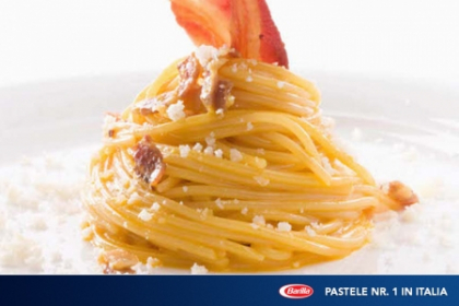 Spaghete cu sos Carbonara Spaghete cu sos Carbonara