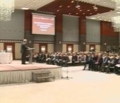Comunistii au sarbatorit 10 ani de cand au ajuns la guvernare Comunistii au sarbatorit 10 ani de cand au ajuns la guvernare