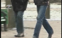 S-a spanzurat pentru ca ar fi fost umilit de doi politisti S-a spanzurat pentru ca ar fi fost umilit de doi politisti