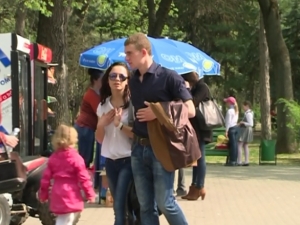 Temperaturi ridicate dar nu pentru mult timp. Ce vreme ne asteapta in zilele urmatoare