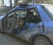 O femeie si copilul ei au scapat ca prin minune dintr-un accident O femeie si copilul ei au scapat ca prin minune dintr-un accident