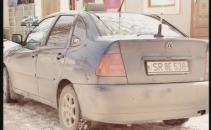 Au fost retinuti doi suspecti in dosarul impuscaturilor trase in masina unui taximetrist Au fost retinuti doi suspecti in dosarul impuscaturilor trase in masina unui taximetrist