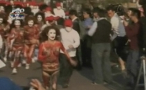 Prostituatele protesteaza. Si-au aparat drepturile iesind in bikini in piata centrala